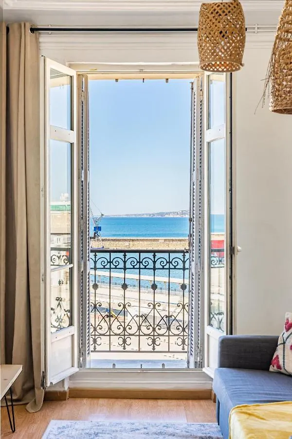 T2 Vue Mer Au Pied De La Major Marseille