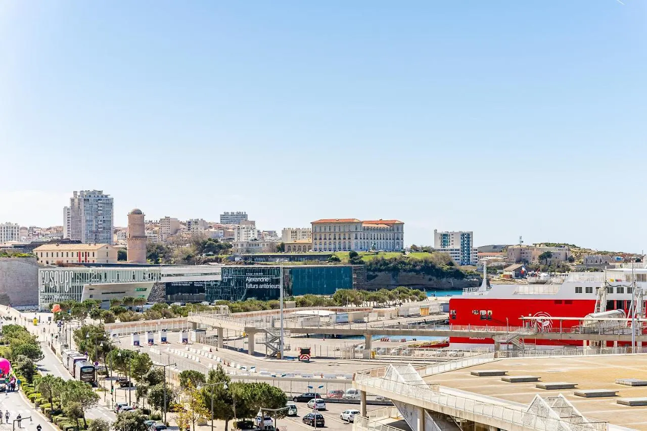 T2 Vue Mer Au Pied De La Major Marseille France